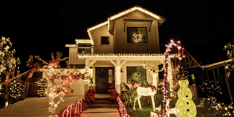 Beyond Christmas Lights: Design a Custom, Permanent Outdoor Lighting Masterpiece